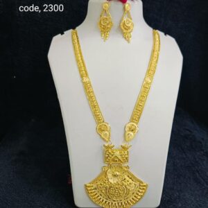 womens-necklace-long